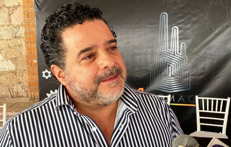 Industriales tuvieron que adaptarse a incrementos y políticas públicas durante el sexenio de AMLO