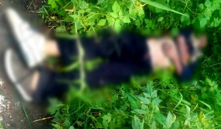 Hallan a hombre muerto en un lote baldío de Zamora
