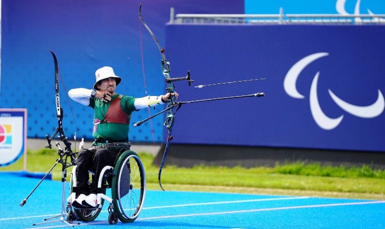 Recibe Samuel Molina Núñez premio al Mejor Arquero Paralímpico 2024, por las World Archery Américas
