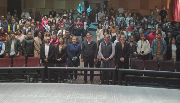 Abren plataforma digital para agilizar trámites de servicio social