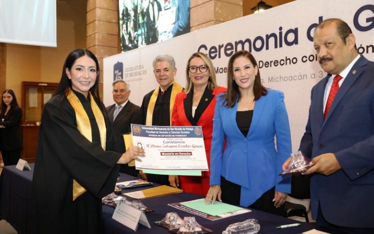 Egresa generación 2022-2024 de la Maestría en Derecho con opción en Ciencia Política