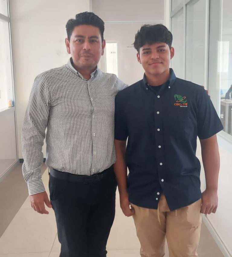 Alumno del Cecytem compite en olimpiada regional de matemáticas