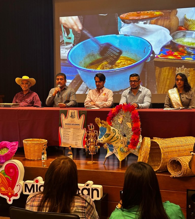 Indaparapeo invita a fiestas locales y conocer historia