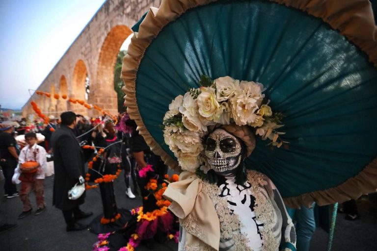 Se espera la participación de más de 2 mil 500 personas en el Desfile de Catrinas