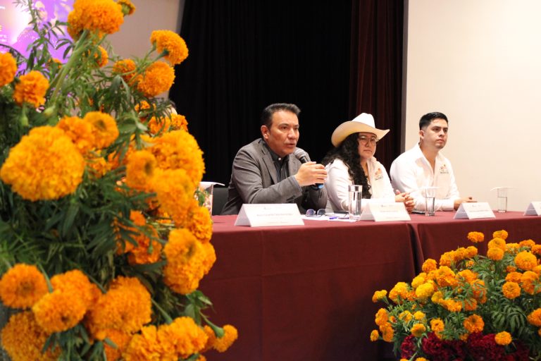 Por lluvias, floricultores de Copándaro estiman pérdidas millonarias