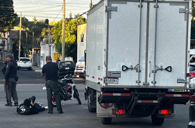 Motociclista queda herido tras accidente en el periférico sur de Morelia