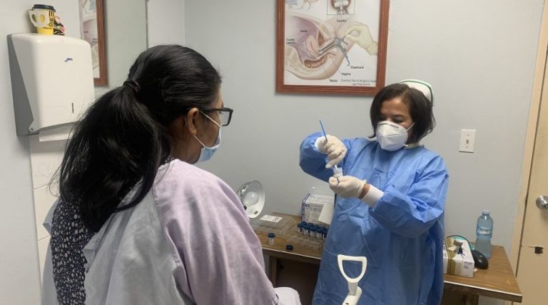 Realiza SSM estudios gratuitos de Papanicolaou y VPH en centro de salud de Morelia