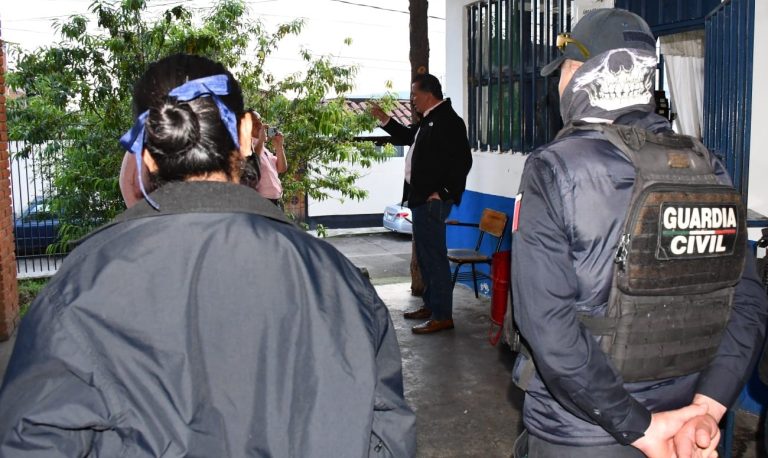 Abandona gobierno federal a pueblo y alcaldesa de Erongarícuaro: PRI