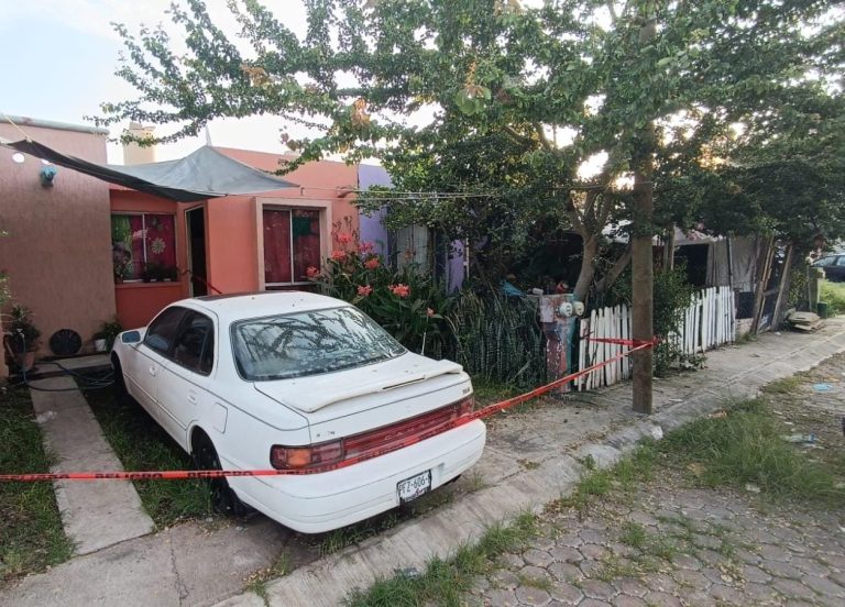 Pareja de hermanos es asesinada a tiros en domicilio del Fraccionamiento Altamira