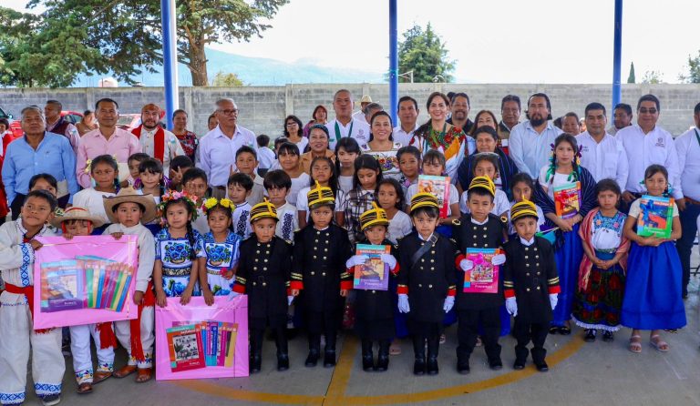 Más de 33 mil niños de comunidades indígenas estudian con libros en su lengua: SEE