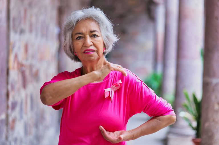 Michoacán, único estado en dar atención integral a mujeres con cáncer de mama