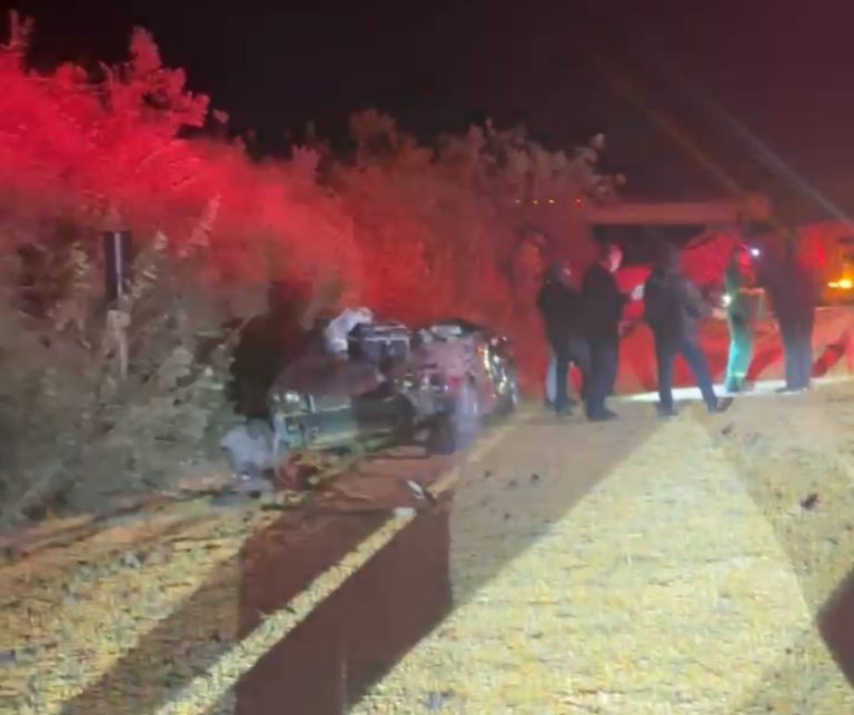 Cierre total en la autopista Siglo XXI por aparatoso accidente en San Ángel Zurumucapio