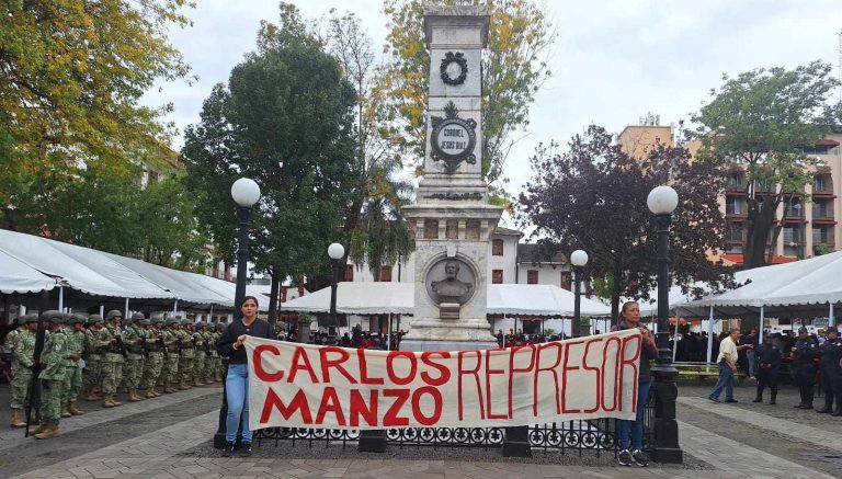 Trifulca previa a la conmemoración de los Mártires de Uruapan deja dos mujeres lesionadas
