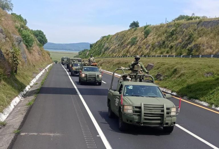 Arriban a Uruapan 300 efectivos del Ejército Mexicano