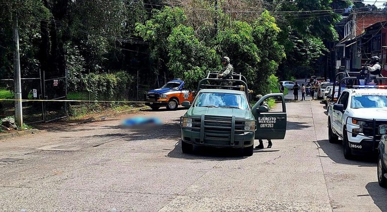 Pareja es ejecutada a tiros en la colonia 12 de Diciembre de Uruapan