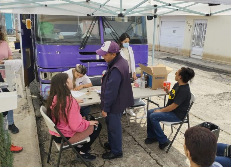 Exhorta director de Salud Municipal atenderse ante resequedad en la piel por contacto con el agua de las inundaciones