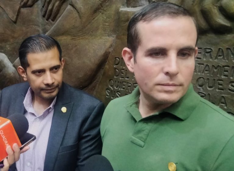 Diputados uruapenses denuncian acoso de la Mesa Directiva del Congreso del Estado