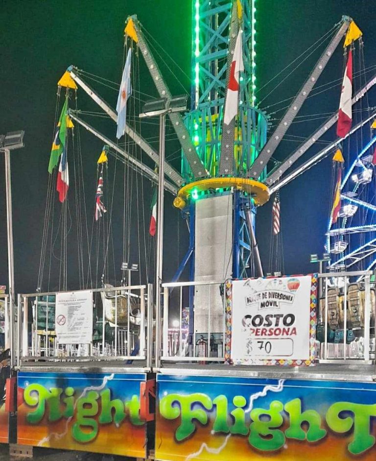 Lesionadas, nueve menores de edad, tras accidente en juego mecánico de la Expo Feria de Apatzingán
