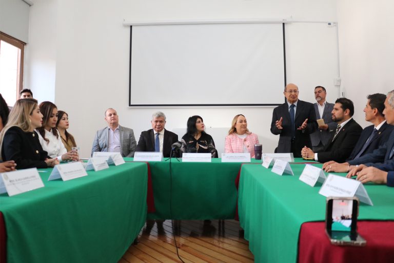 Jueces y magistrados del Poder Judicial de Michoacán especializados en torno al interés superior de la niñez: Jorge Reséndiz García