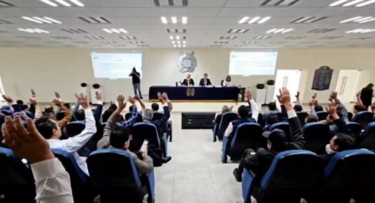 Aprueba Consejo Universitario actualizaciones a 10 reglamentos de la UMSNH, con varias observaciones de consejeros no afines