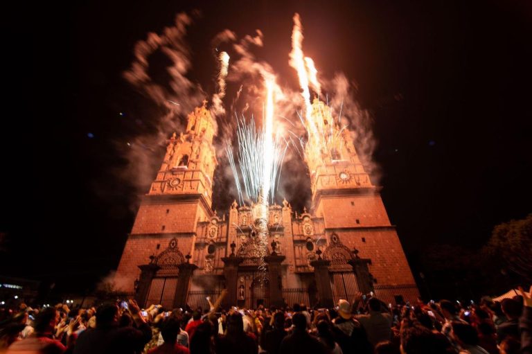 Tendrá temática navideña luces de Catedral y Videomapping de Morelia
