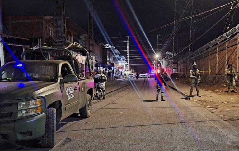 Joven mujer es baleada, al oriente de Uruapan
