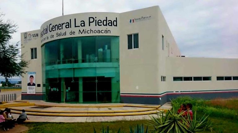 Niño “jugaba” con rifle de postas, el arma se acciona y muere en un hospital