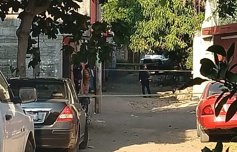Hombre es acribillado a tiros, en la colonia Benito Juárez