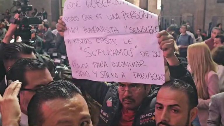 Familia de Tariacuri Hernández piden ayuda al gobierno para localizarlo