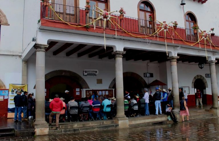 FGR investiga a funcionarios de la alcaldía de Tacámbaro por reuniones con el crimen organizado