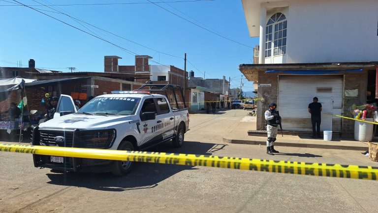 Un muerto y dos lesionados, saldo de ataque armado en la colonia Valle Dorado, Uruapan