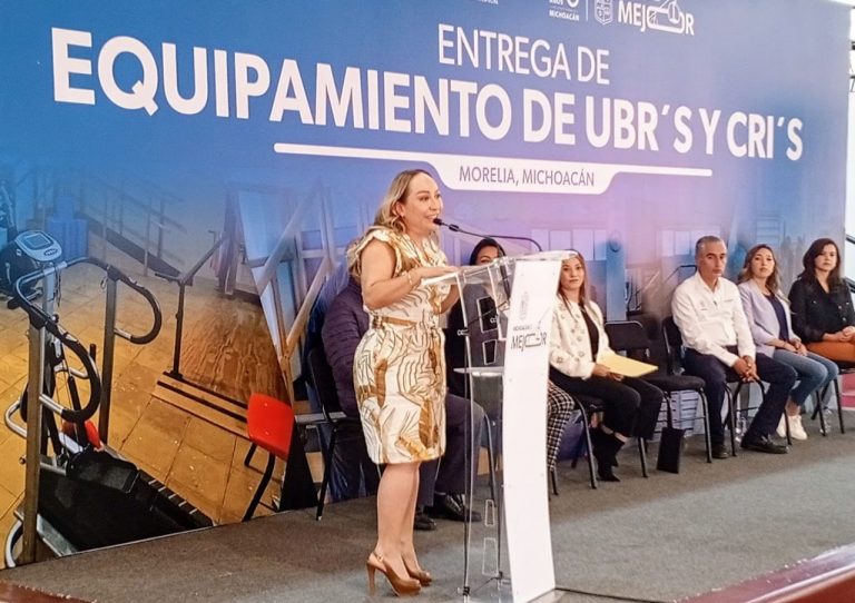 Mejora DIF Michoacán mejora la atención a personas con discapacidad