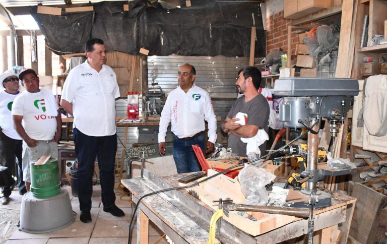 Otra vez el PRD juega sucio en Irimbo: Guillermo Valencia
