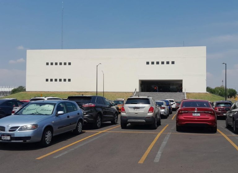 Tomará SUEUM rectoría de forma indefinida, piden la cabeza de rectora por entreguista