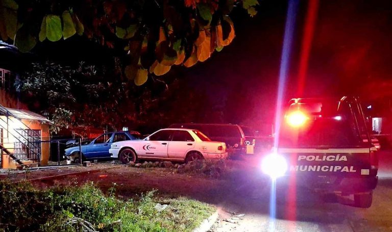 Grave, taxista tras ser baleado en Uruapan