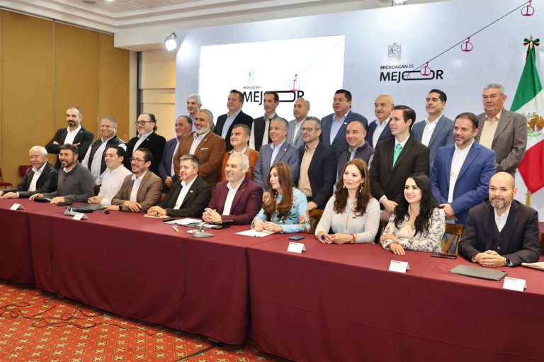 Gestiona gobierno 6 mil mdp de excedentes tarifarios de autopista para concluir la Siglo XXI