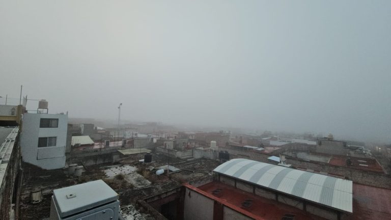 Morelia amanece con neblina