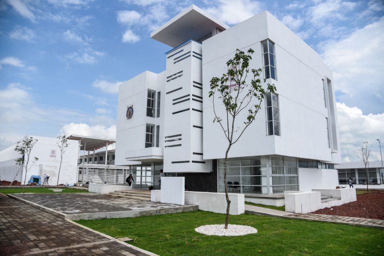 Durante 2024 Bedolla inauguró campus universitarios de Zamora y Uruapan de la UMSNH