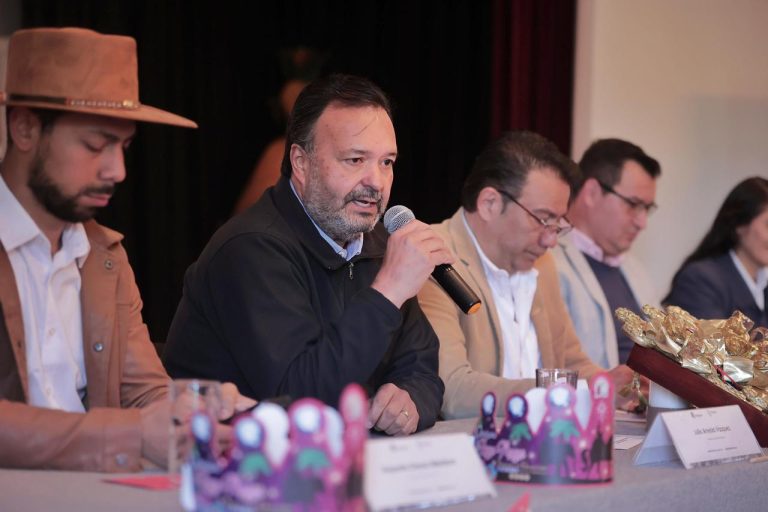Pátzcuaro, listo para Cabalgata de Reyes Magos 