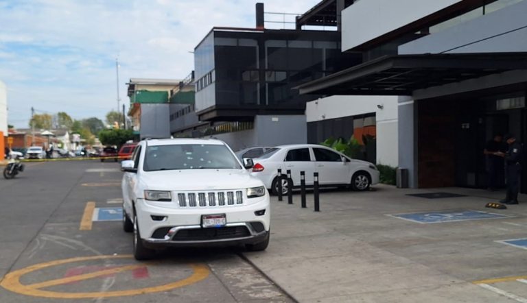 Atacan a balazos a ex candidato del PES a diputado de Uruapan