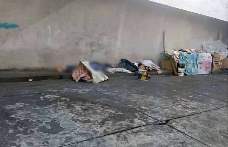 Hombre en situación de calle muere en la vía pública, de Uruapan