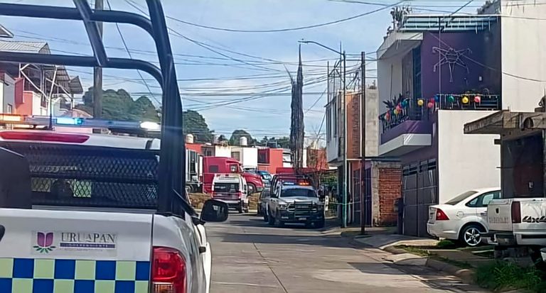 Motociclista es atacado a tiros en el Fraccionamiento San José de la Mina