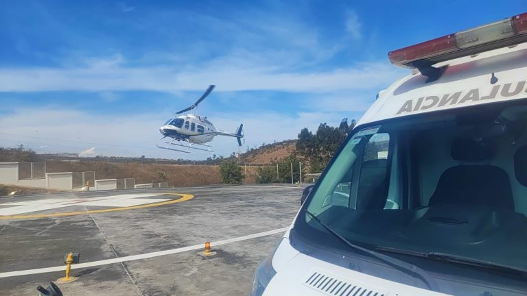 Traslada CRUM de Huetamo a dos pacientes por código trauma y mater a Hospital Civil