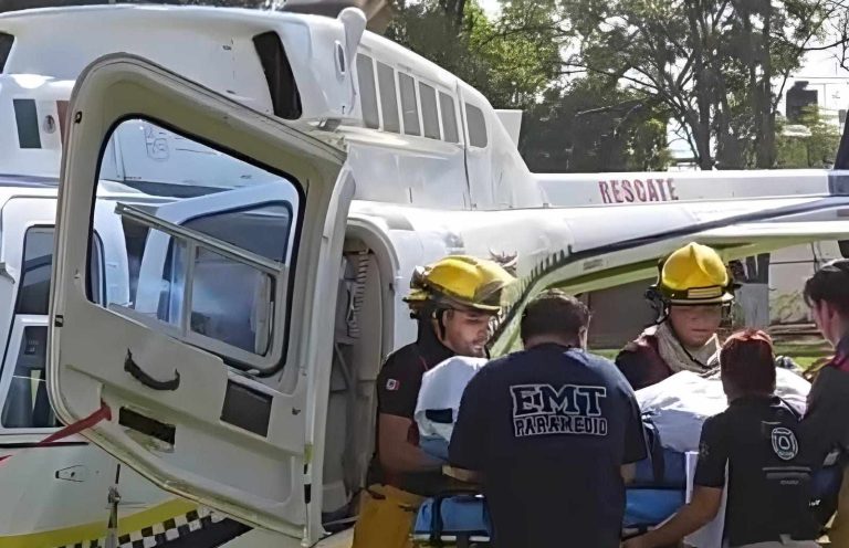 Trasladan en helicóptero a un hospital de Morelia a sobreviviente del atropellamiento masivo de Los Reyes