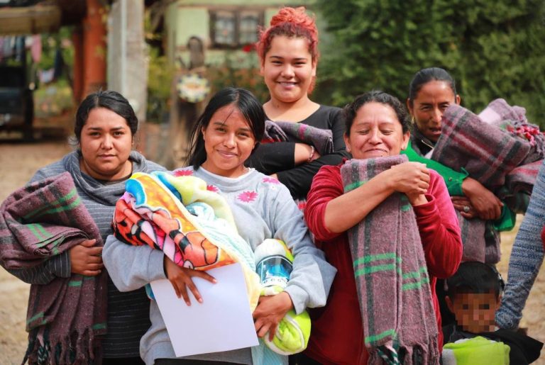 Lleva DIF Morelia abrigo a familias en las zonas más frías de Morelia