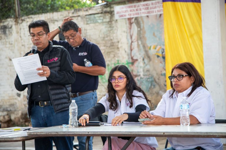Realiza el IEM consulta en Jucutacato, municipio de Uruapan