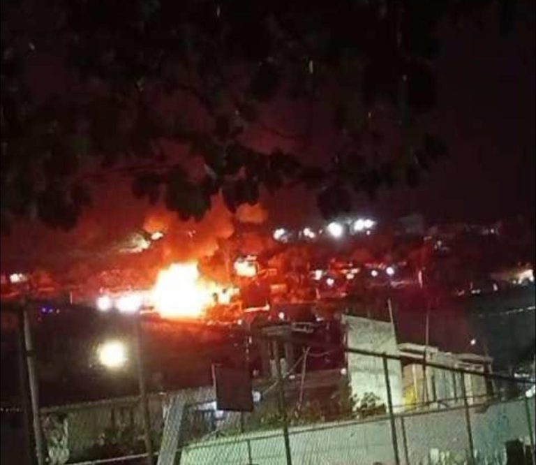 Se quema casa en colonia Ampliación Leandro Valle, de Morelia