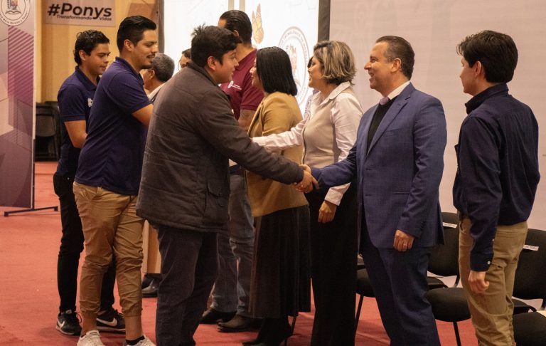 Reconoce Tecnológico de Morelia a estudiantes y personal ganadores de premios en 2024