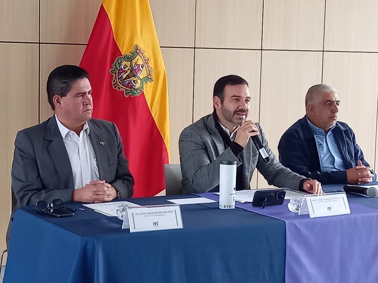 Convoca Ayuntamiento a jóvenes clase 2007 y remisos a tramitar su cartilla