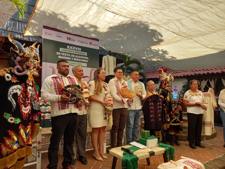 Realizarán Concurso Artesanal de Textil de Algodón, Madera y Máscaras, en Tócuaro, Erongarícuaro